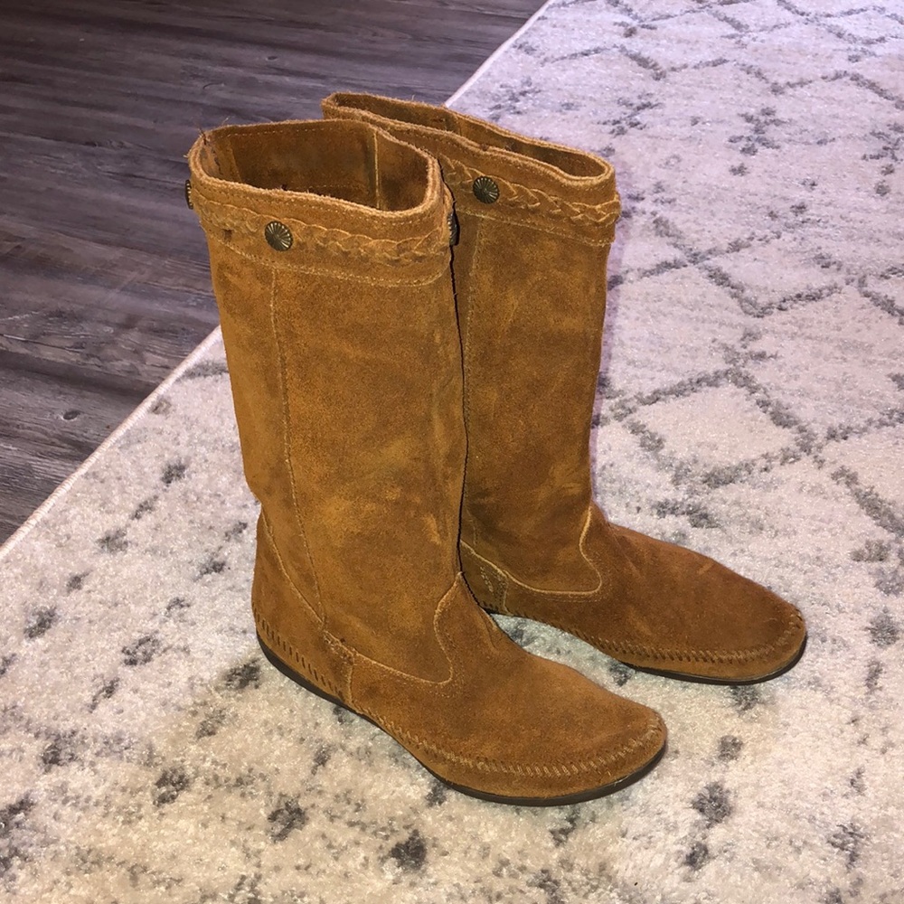 Vintage suede boots